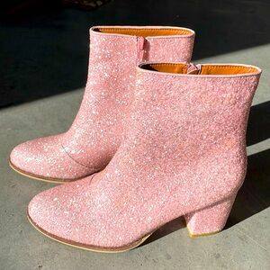 Hey Girl by Corkys pink glitter boots size 8 - never worn!